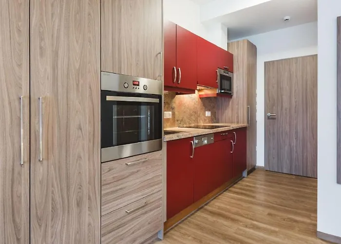 In Near Lift * كلينارل